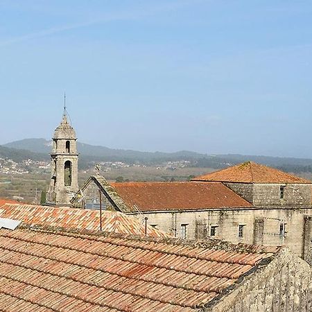 Aparthotel O Novo Cabalo Furado Tui Bagian luar foto